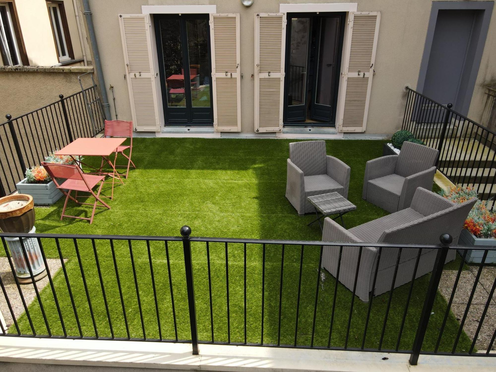 Les Terrasses Du Bouchon Lägenhet Troyes Exteriör bild
